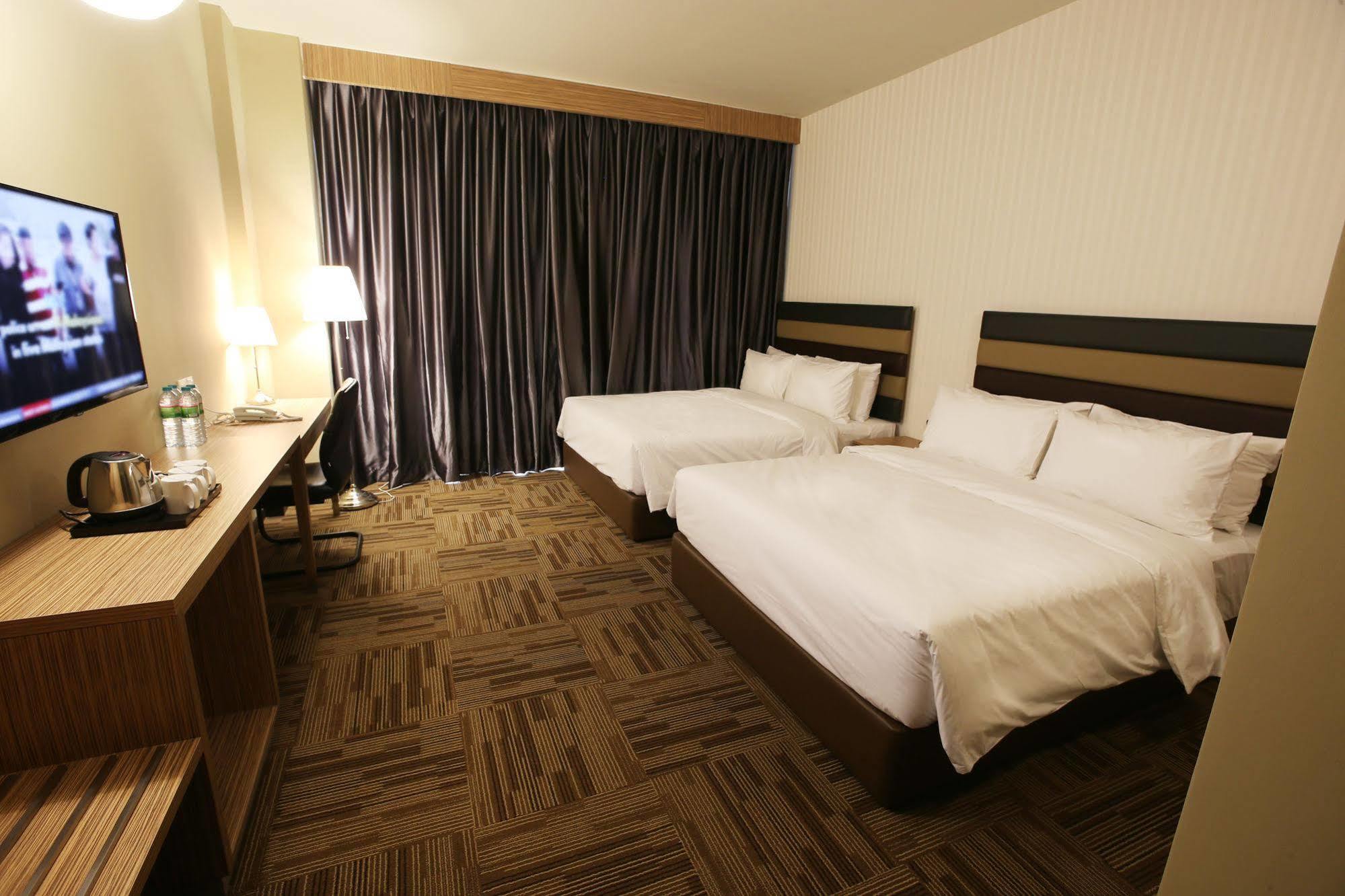Hotel Sem9 Senai Kulai Exteriér fotografie