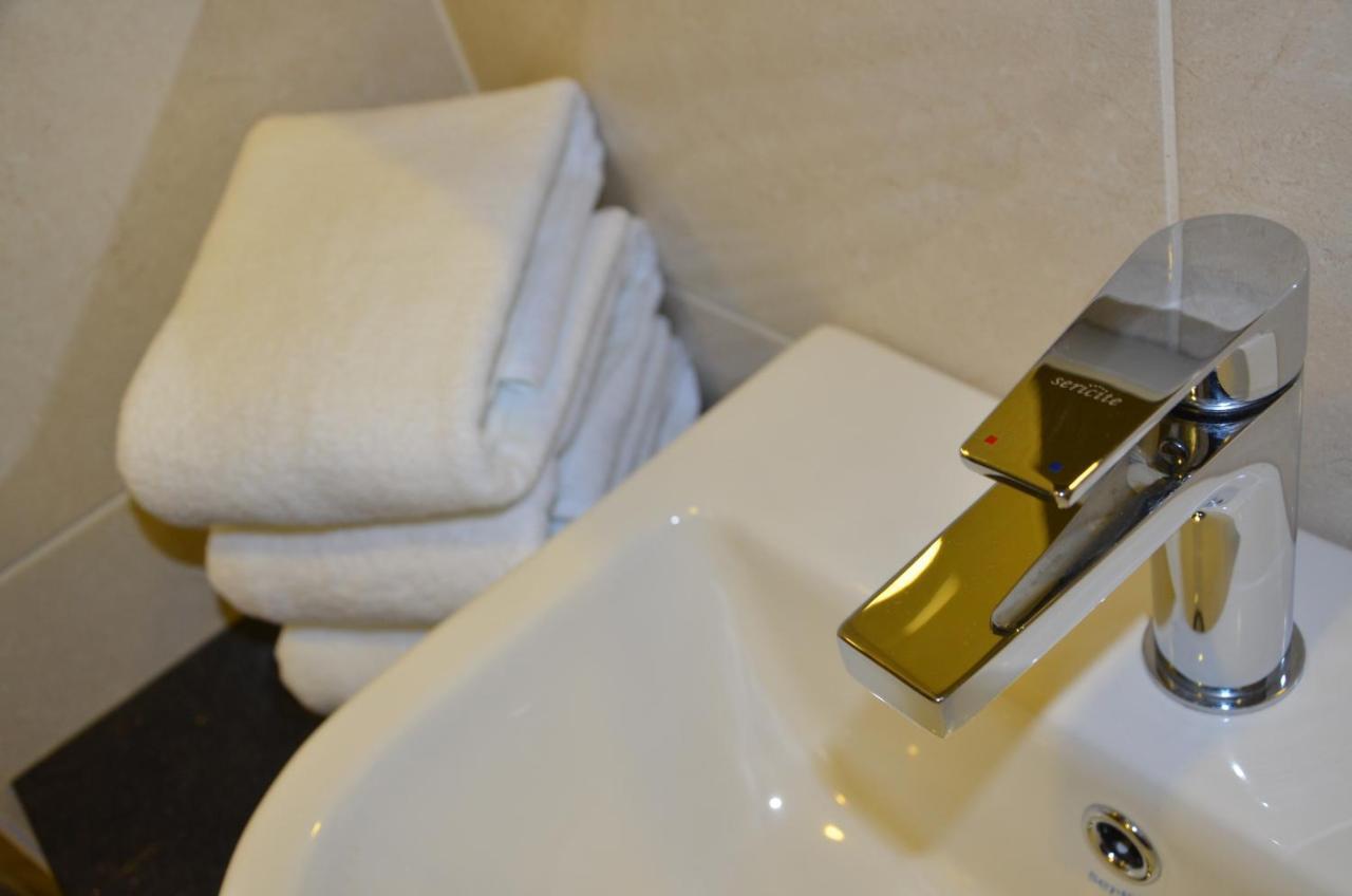 Hotel Sem9 Senai Kulai Exteriér fotografie